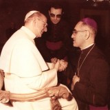 Oscar_Arnulfo_Romero_with_Pope_Paul_VI_1.th.jpg